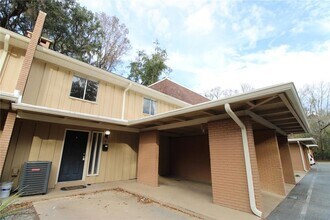 Building Photo - 507 NW 39th Rd