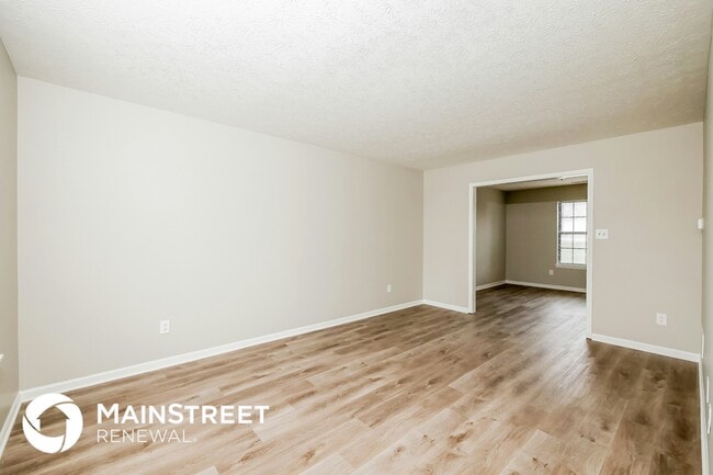 Foto del edificio - 5032 Granger Ct