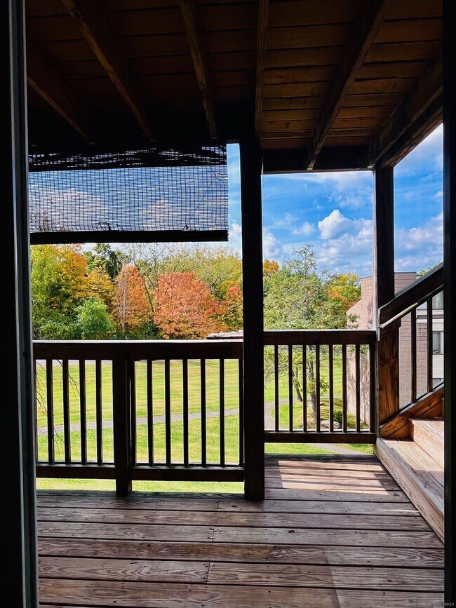 Building Photo - 69 Burgundy Hill Ln