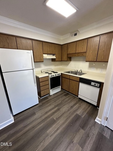 Foto del edificio - 3532 Ivy Commons Dr