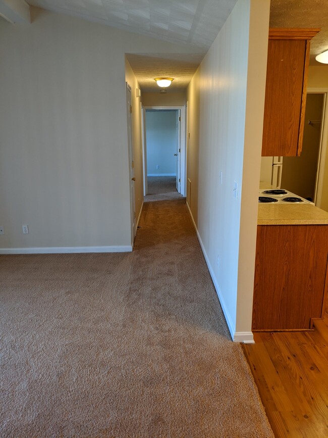 Building Photo - 5601 Chariot Run Dr