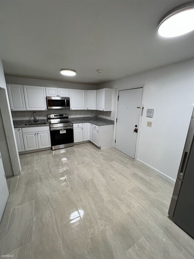 Foto del edificio - 2 br, 1 bath Condo - 4 Park Avenue Pl