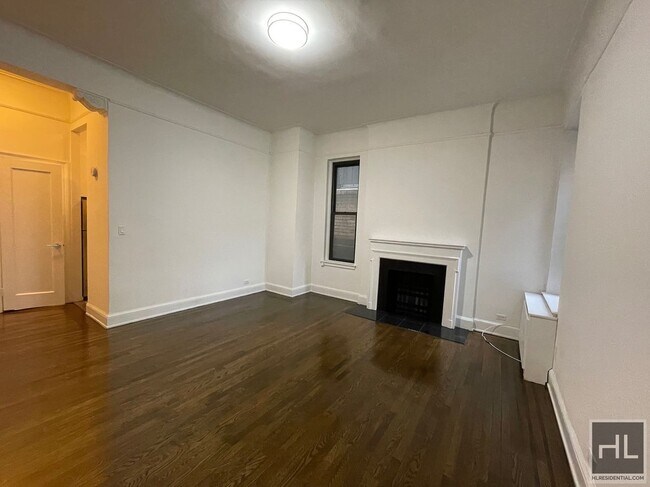 Foto del edificio - 1 BED IN ELEVATOR BUILDING!