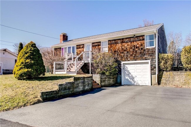 Building Photo - 76 Norseman Dr