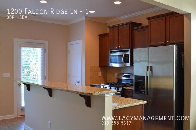 Building Photo - 1200 Falcon Ridge Ln