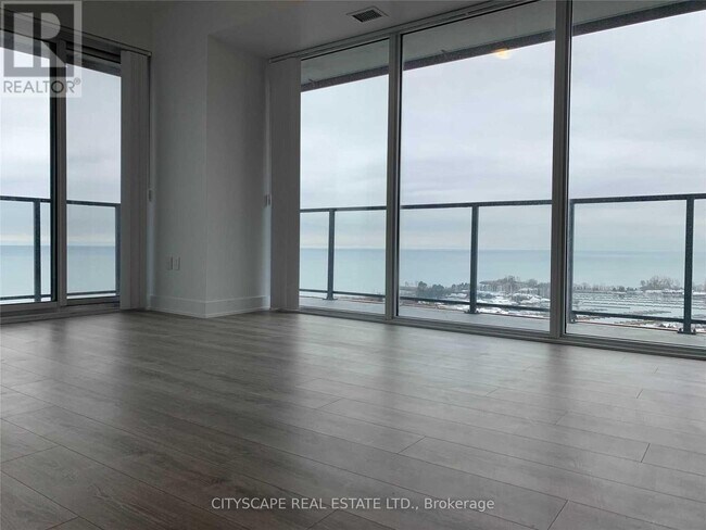 Building Photo - 20 Shore Breeze Dr