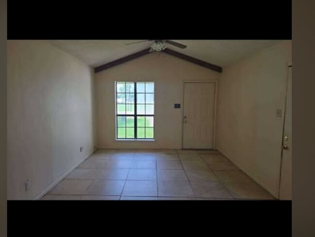 Foto del edificio - 143 S Gosnell St