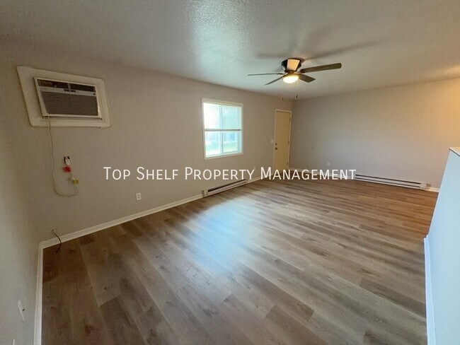 Foto del edificio - 110 4th St NW