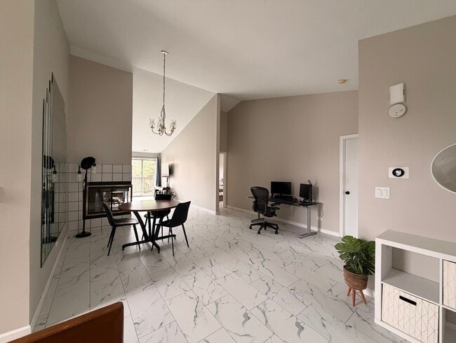 Building Photo - 159 Winchester Dr