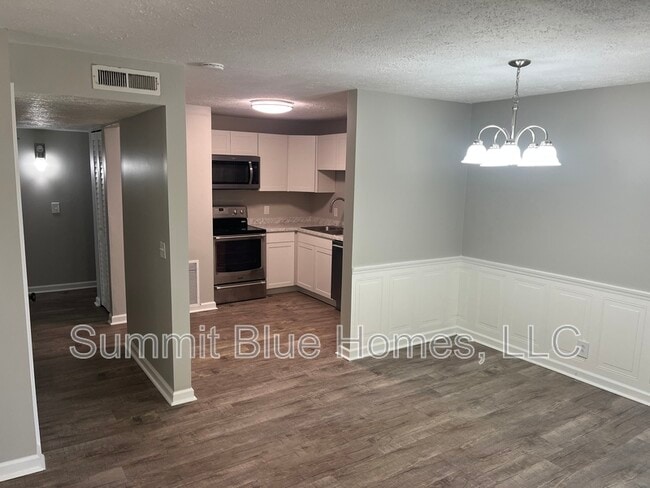 Foto del edificio - 555 N Dupont Ave