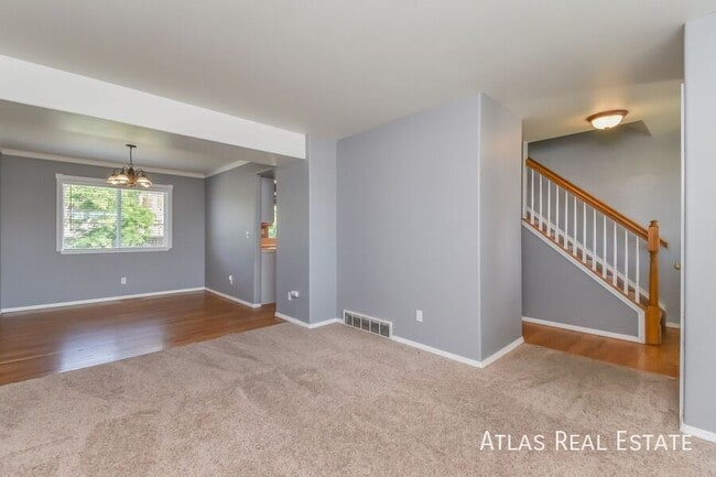 Building Photo - 7426 Klipspringer Dr