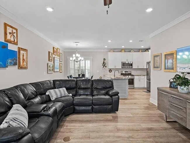 Foto del edificio - Gorgeous newer 2-Story, 4 bedroom Home in ...