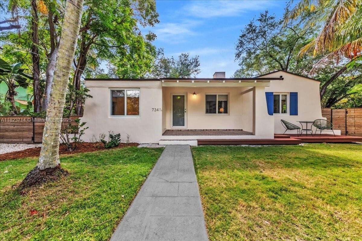 Foto principal - 7341 SW 64th Ct