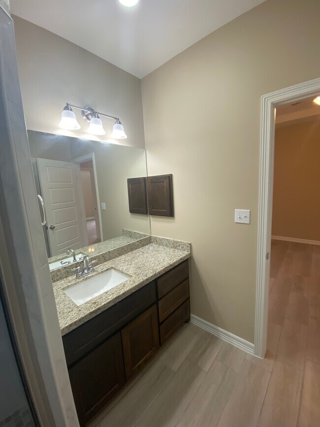 1100 W La Pointe Ave Unit 3, Alton, TX 78573 Apartments in Alton, TX