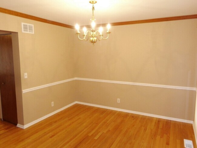 Foto del edificio - 945 Wellington Circle