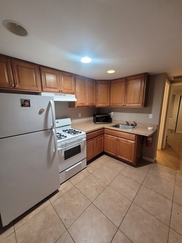 322 Sumner Ave Unit 5, Seaside Heights, NJ 08751 322 Sumner Ave