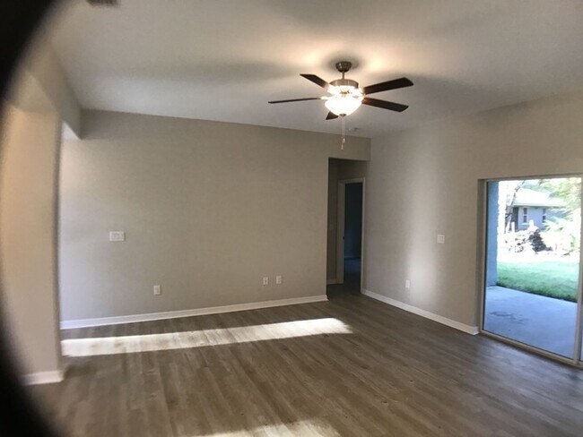Building Photo - 4139 Twinbush Terrace