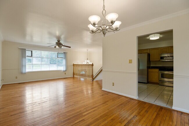 Foto del edificio - 2411 Old Gate Ct