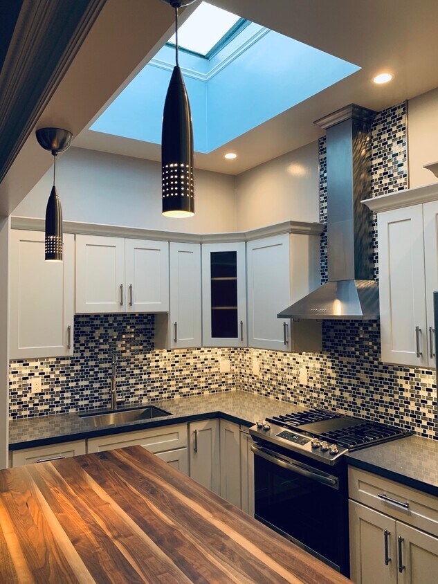 Foto principal - 225 Clayton St