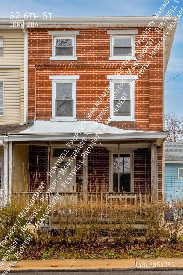 Foto del edificio - 5BR 2.0 Full Baths Townhome Available for ...