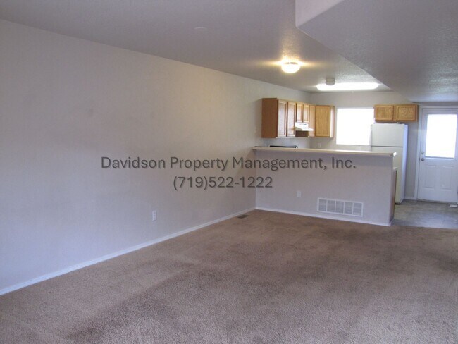 Foto del edificio - Great 3 Bedroom Condo the Briargate Area