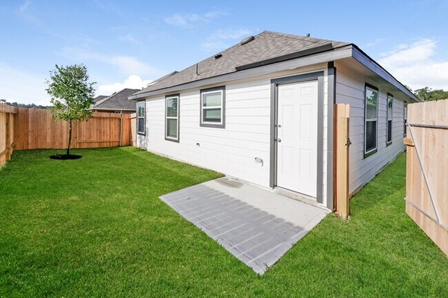 Foto del edificio - 2827 Briggs Dr