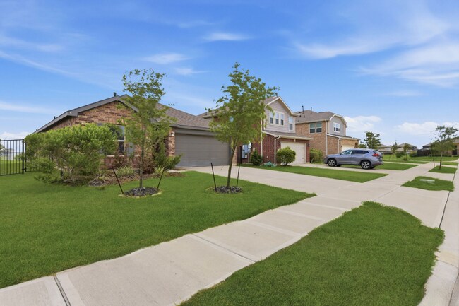 Building Photo - 10433 Russell Pines Dr