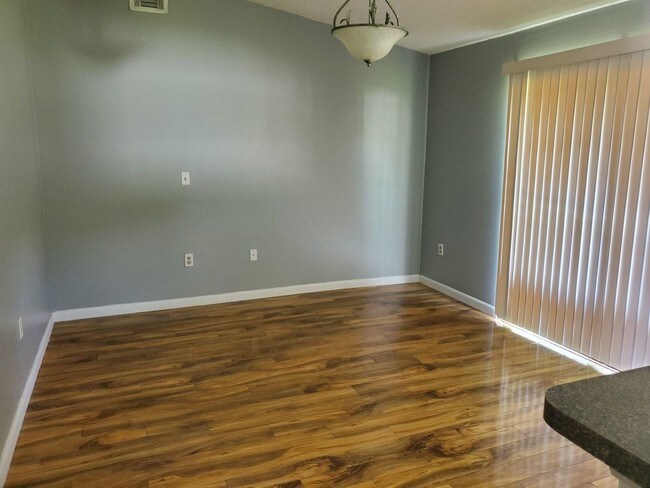 Foto del edificio - 3249 Cottonwood Ct