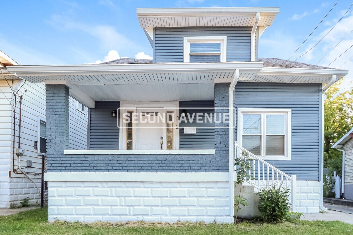 Primary Photo - 312 W Kenton ST