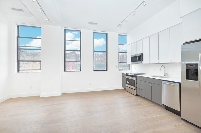 Foto del edificio - 271 W 125th St