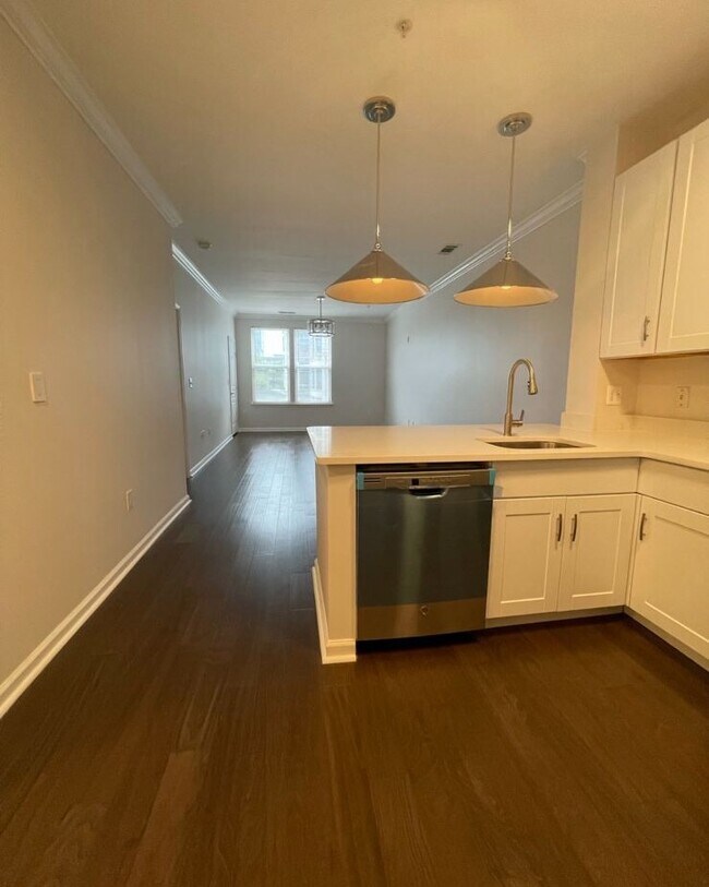 Building Photo - 12001 Market St