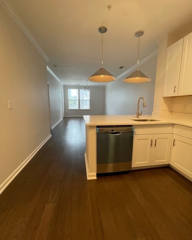 Building Photo - 12001 Market St