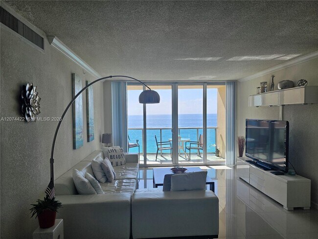 Foto del edificio - 2501 S Ocean Dr