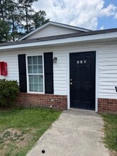 Building Photo - 142 Keyport Ct