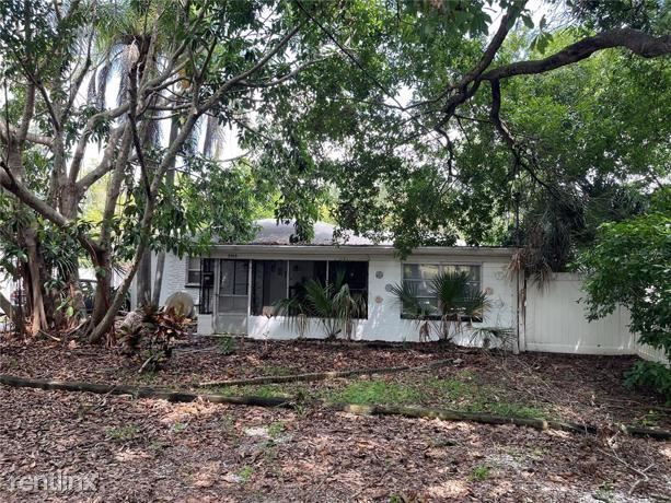 Primary Photo - 3505 W Ballast Point Blvd