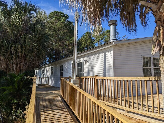 Foto del edificio - 1401 Harbor House Dr