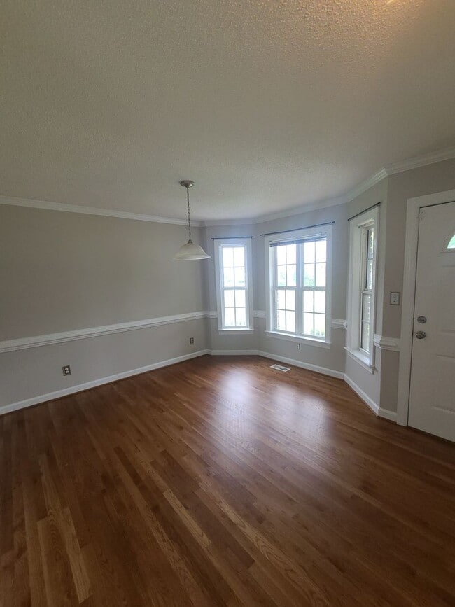 Foto del edificio - 110 Cambridge Dr