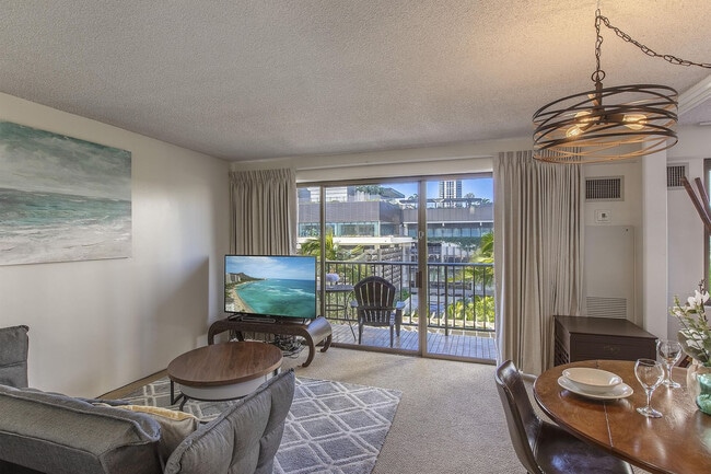 Foto del edificio - 2140 Kuhio Ave.