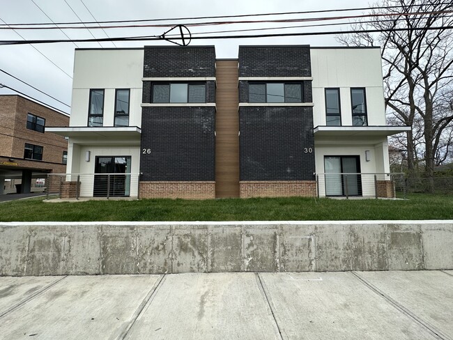 Frente - 26 Wilcox St