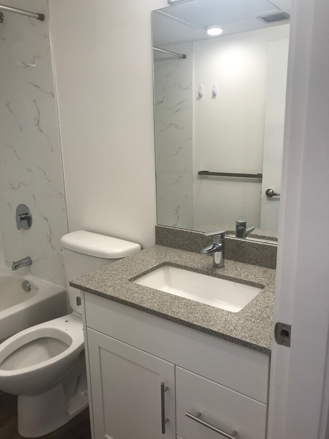 Building Photo - Magnolia House Apartments