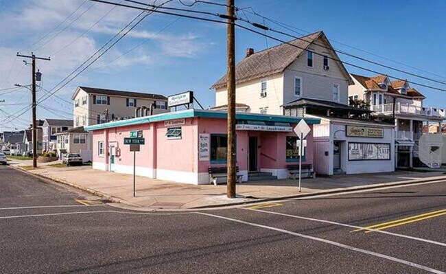 Building Photo - 1710-1712 New York Ave