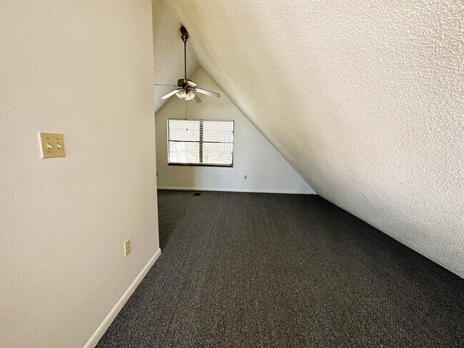 Foto del edificio - 10810 W Beach Pkwy