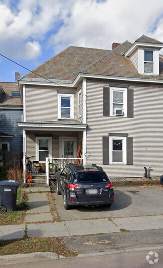 Building Photo - 306 Colchester Ave