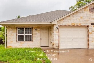 Building Photo - 807 Carla Kay Dr