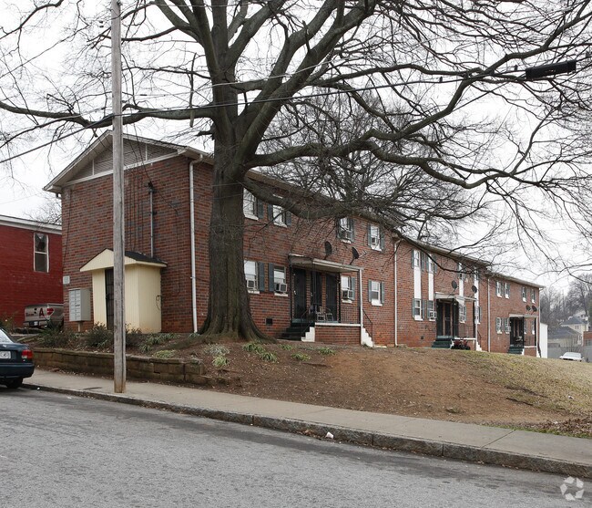 Foto principal - The Flats at Summer Hill