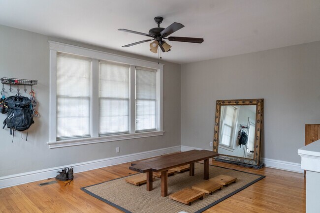 Foto del edificio - 7215 W Park Ave
