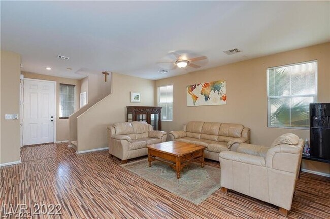 Foto del edificio - 983 Eureka Dunes Ave