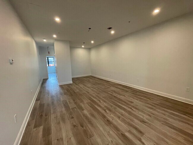 Foto del edificio - 4915 Bergenline Ave