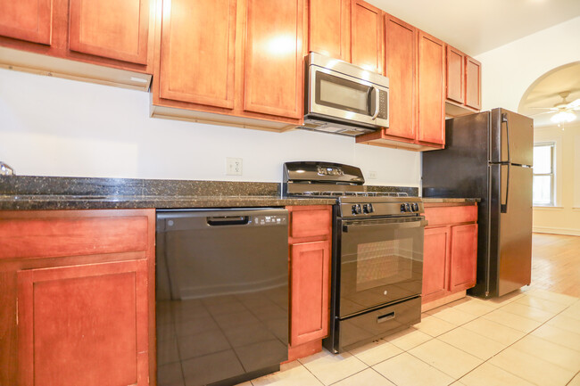 Foto del edificio - 4314.5 N Keystone Ave