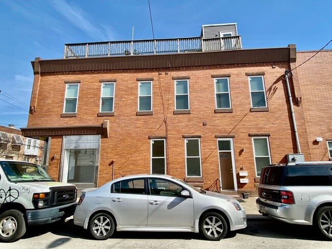 Building Photo - 1640 Jackson St